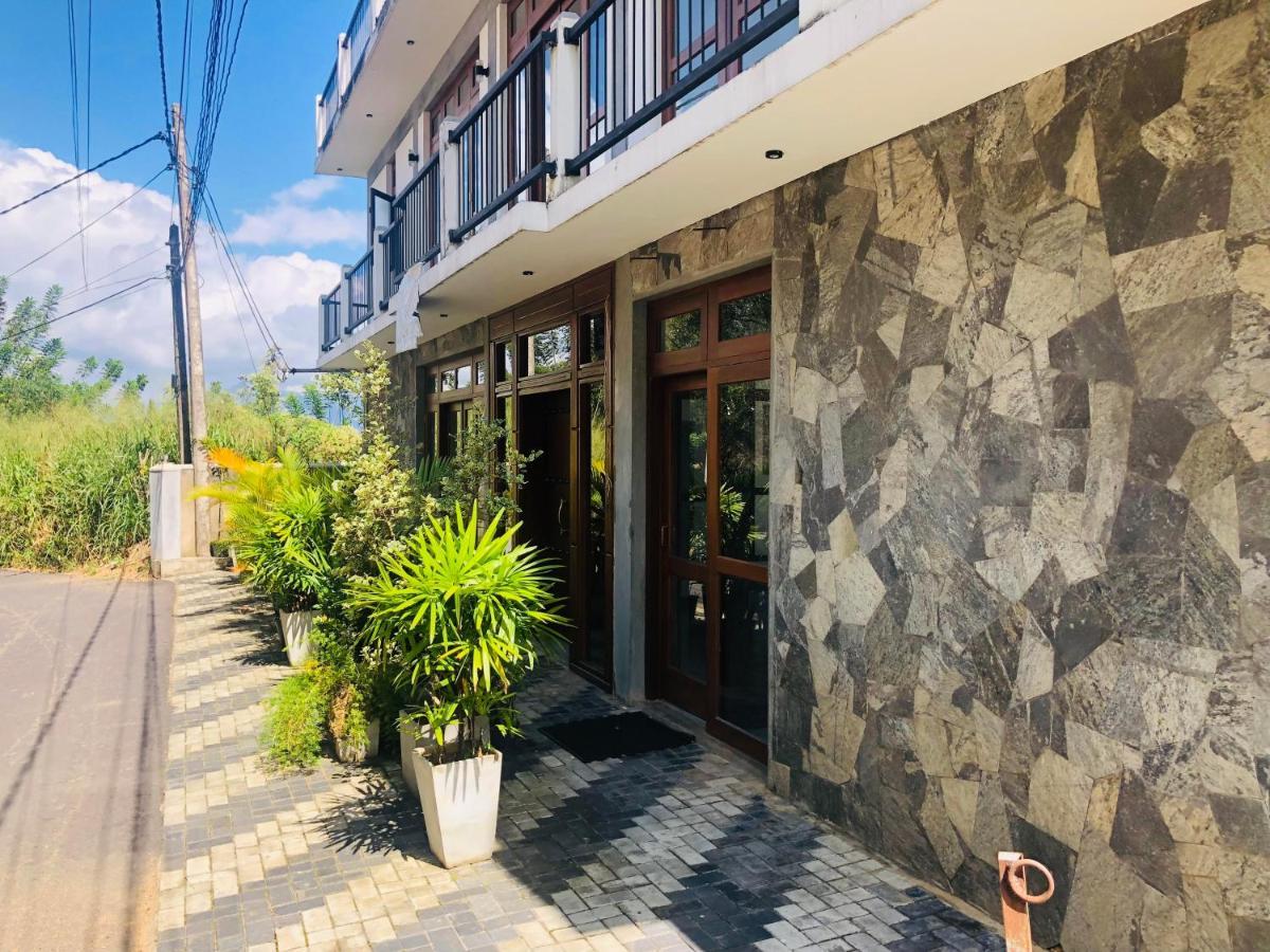 Hanthana House *