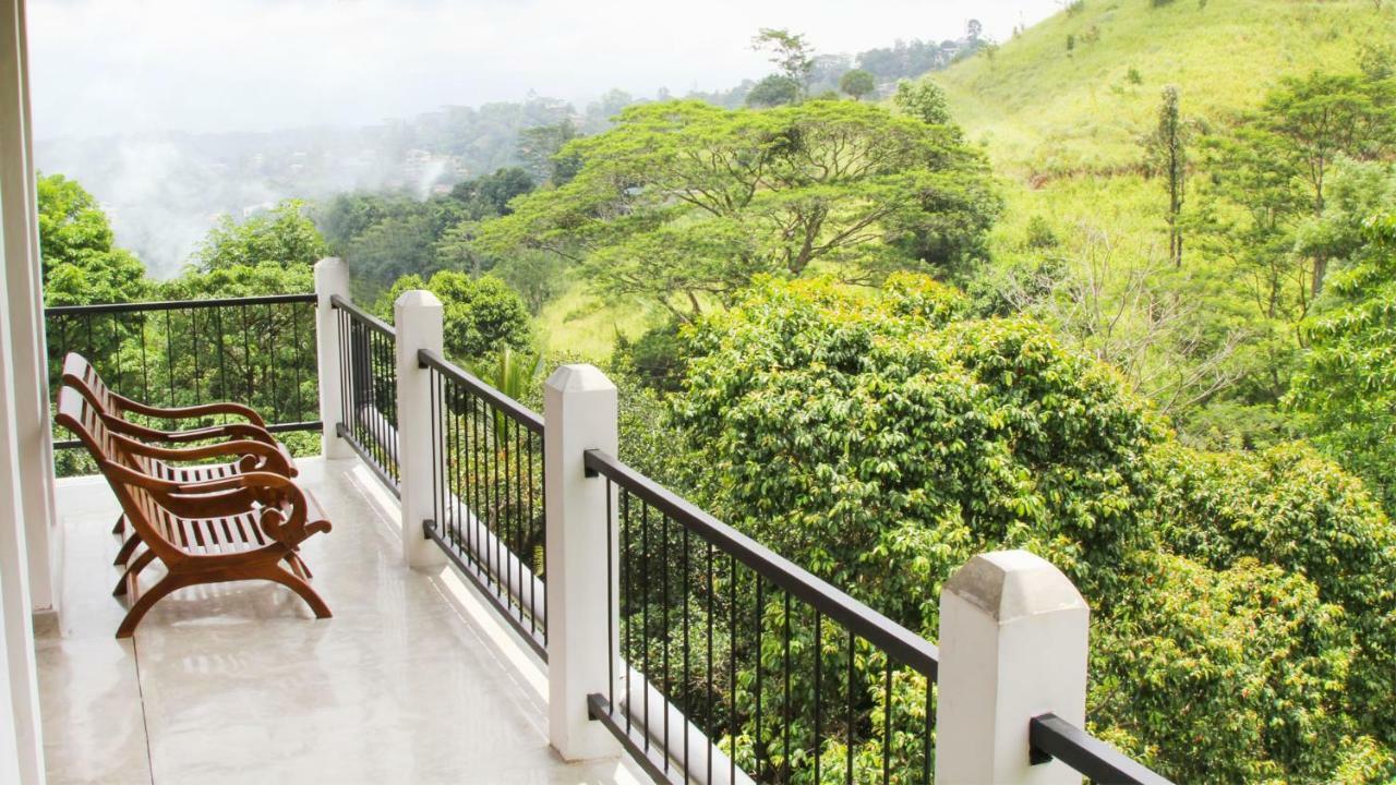 Bed & Breakfast Hanthana House 3*